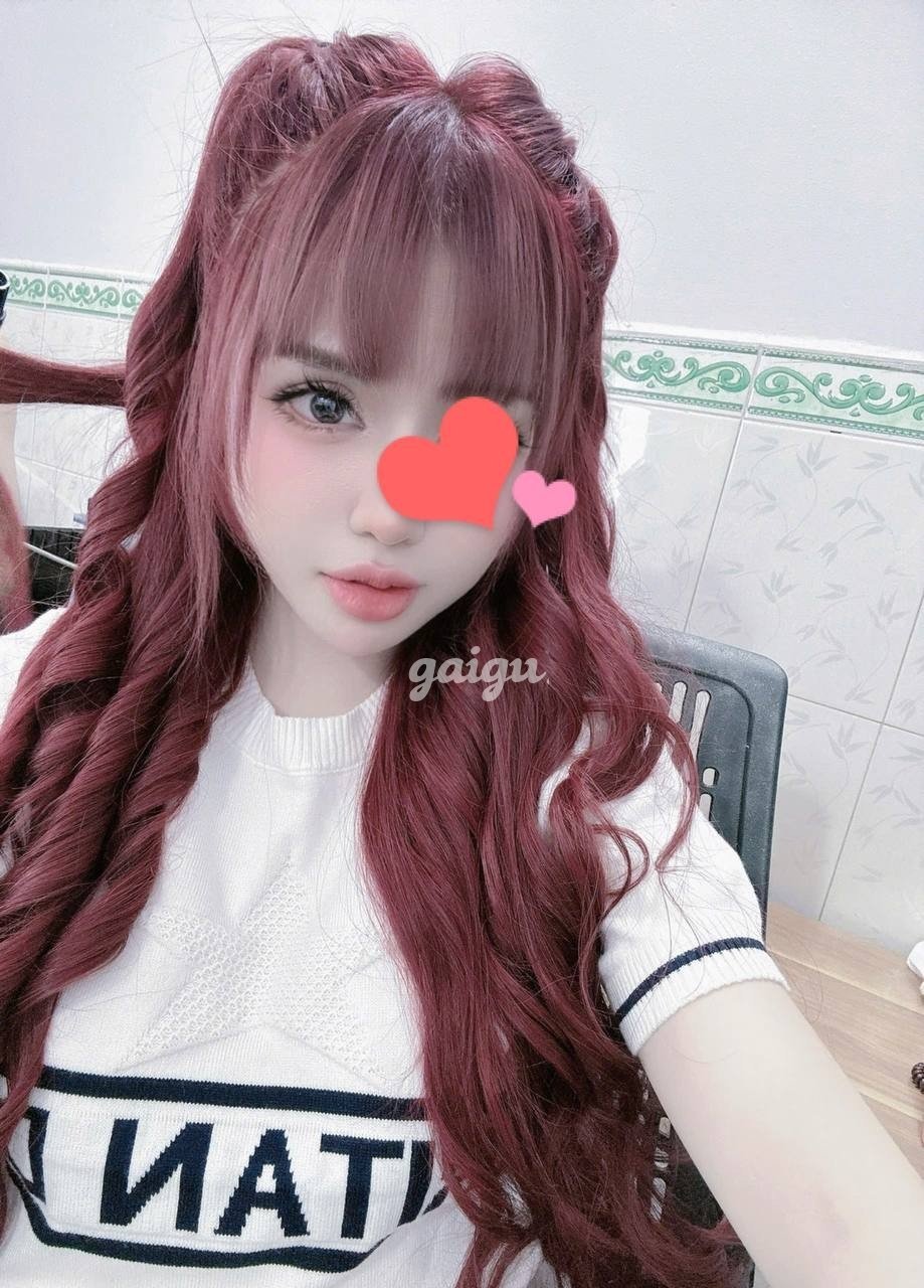 MAI PHƯƠNG XINH XÂN DÁNG CHUẨN LÀM TÌNH ĐÊ MÊ