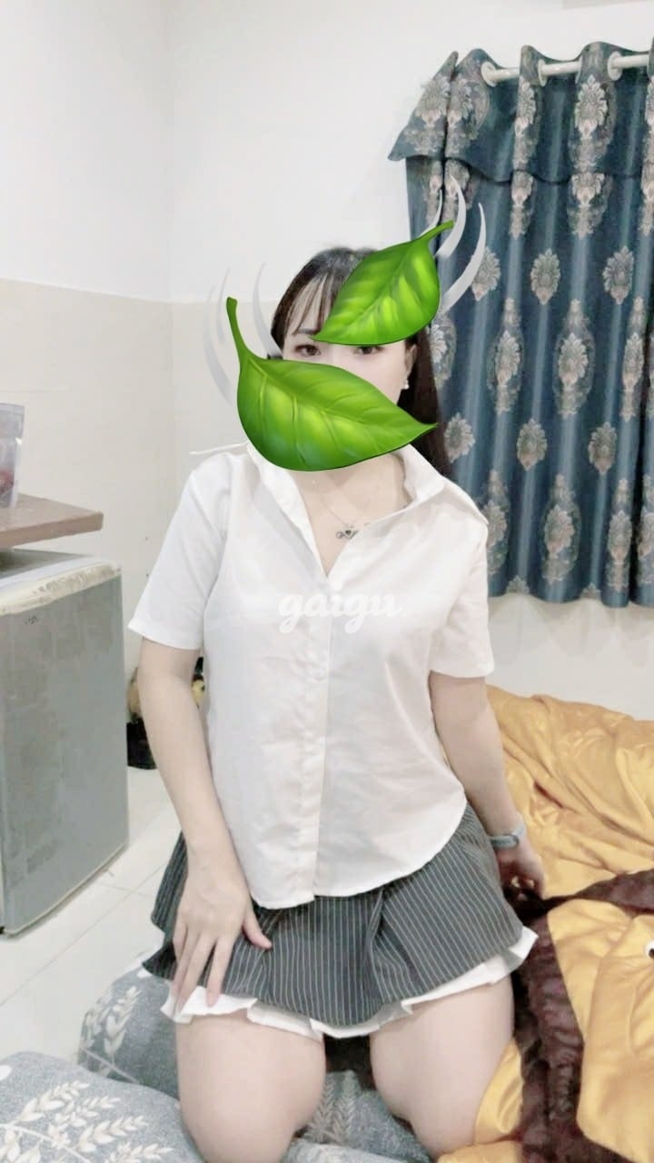 Ngọc Châu. 2k da trắng bóc, bướm siêu đẹp,hình thật 100%